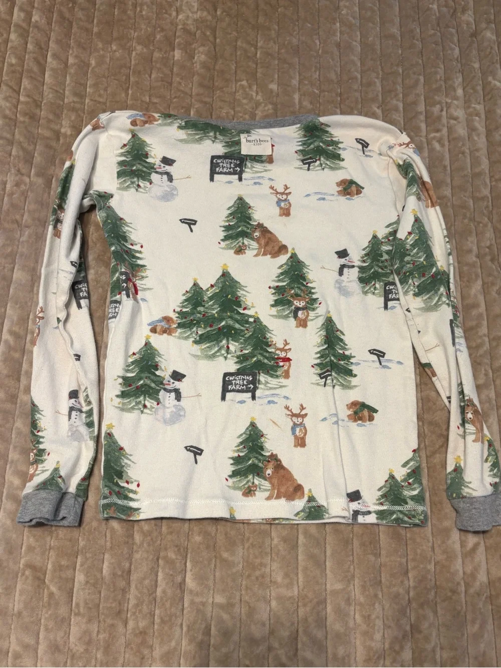 Burt's Bees White Holiday Tree & Winter Character Long-Sleeve Pajama Top